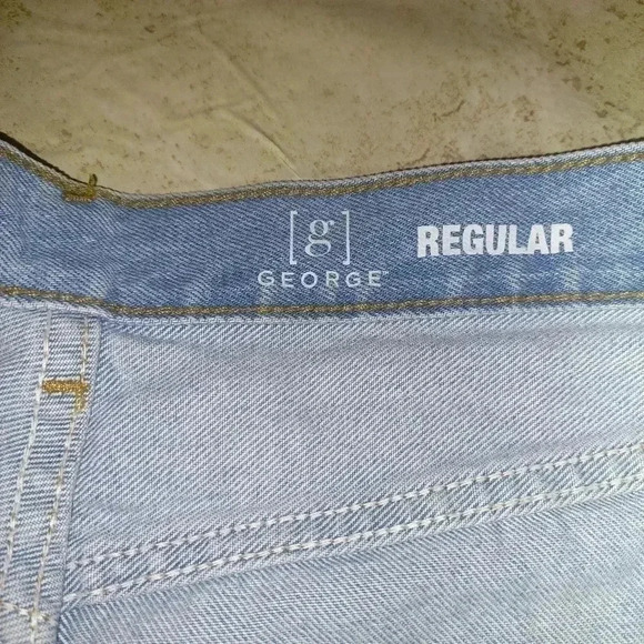 Mens George - Regular Fit Blue Denim Jeans 32x32 Light Denim - Picture 4 of 6